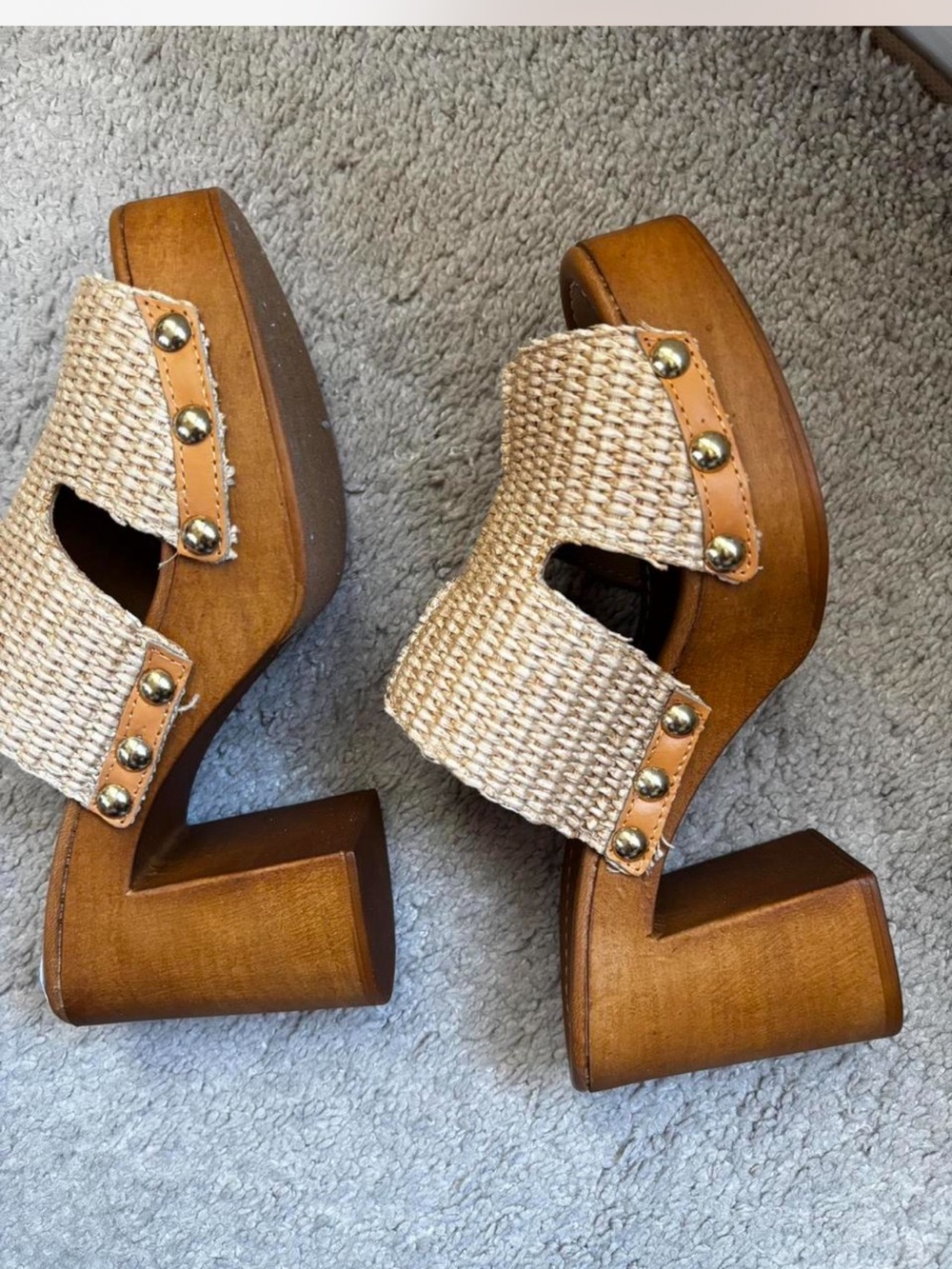 New Steve Madden Tan Woven Studded Platform Mule - Picture 8 of 10